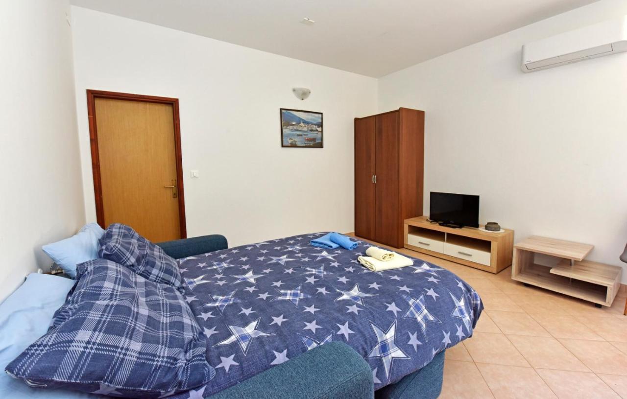 Apartments Denis Пореч Екстериор снимка