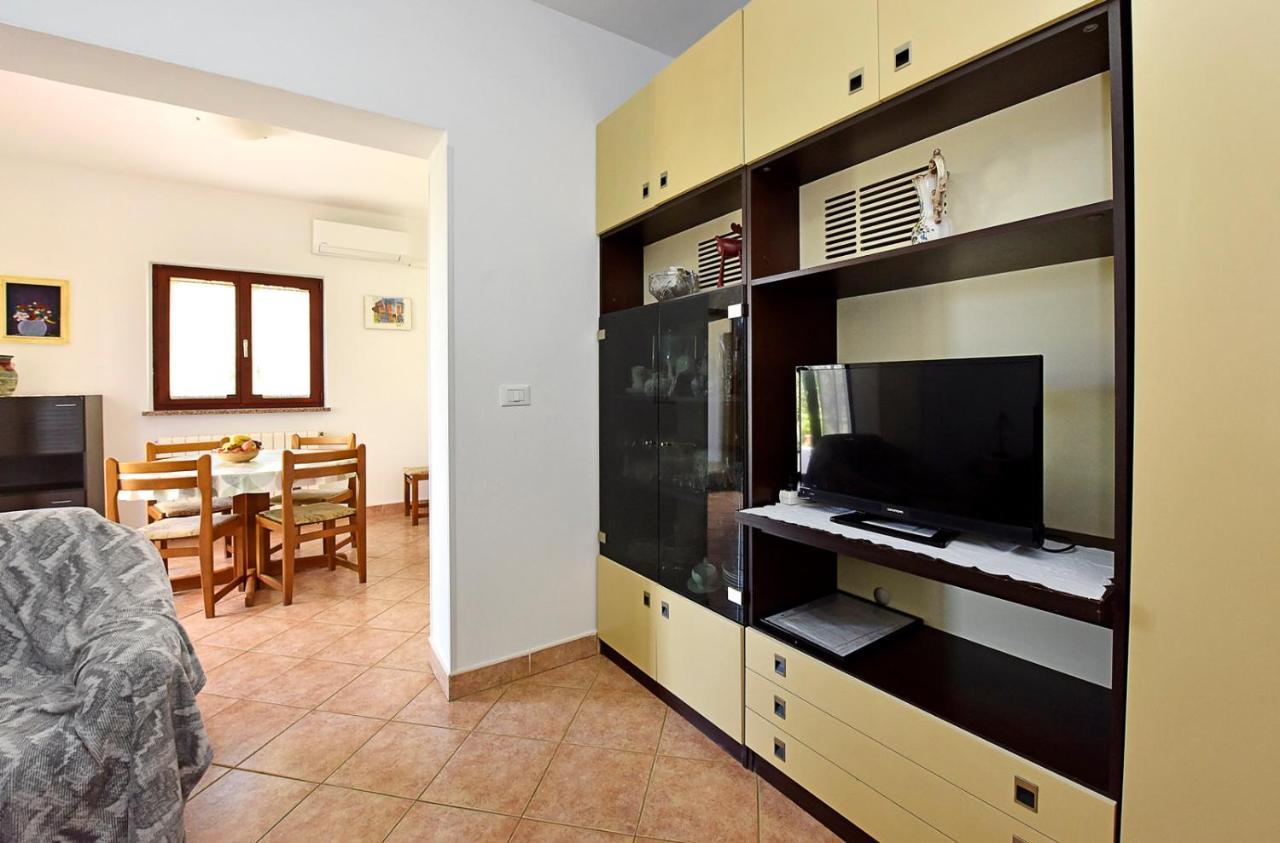 Apartments Denis Пореч Екстериор снимка