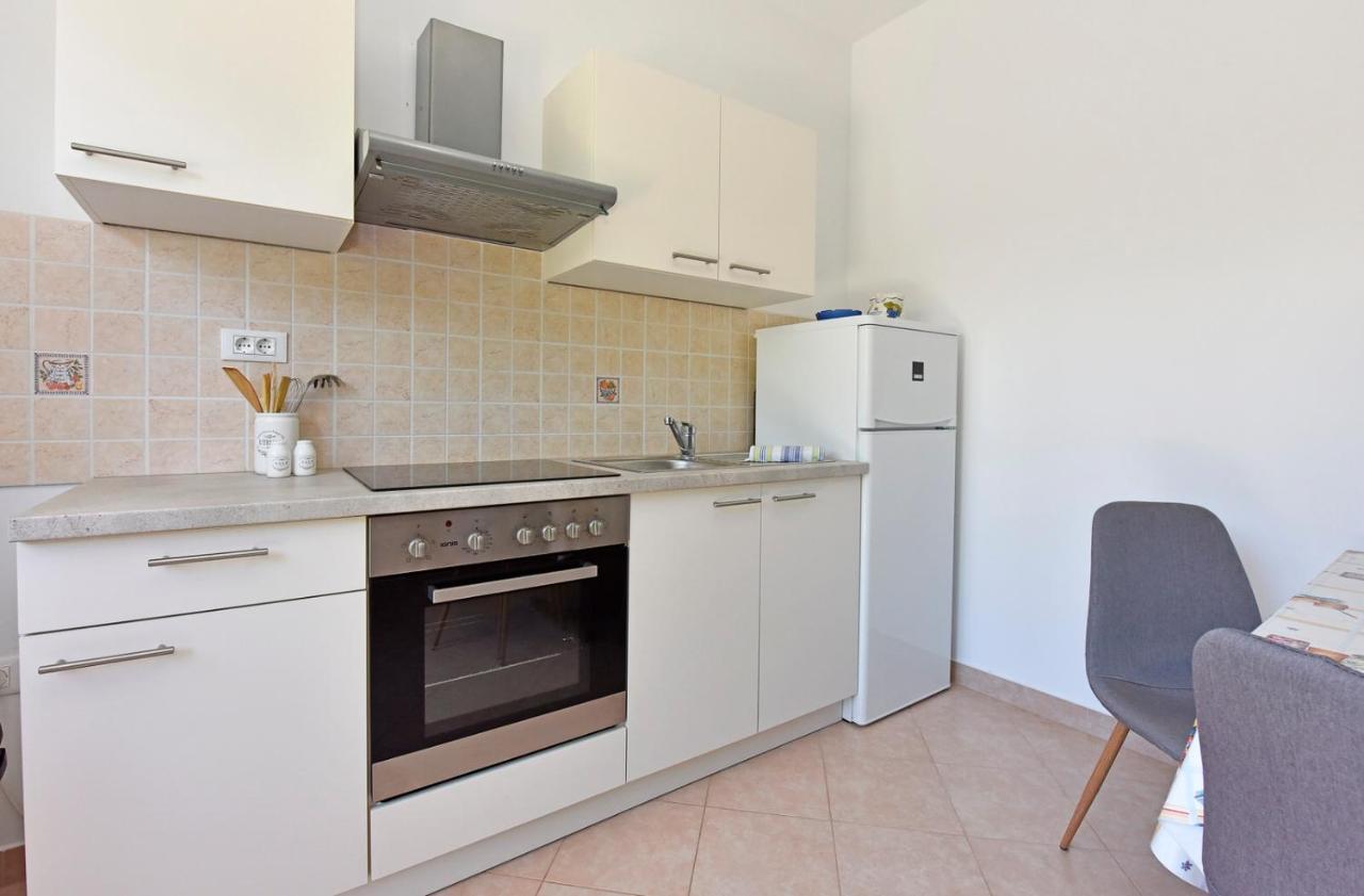 Apartments Denis Пореч Екстериор снимка